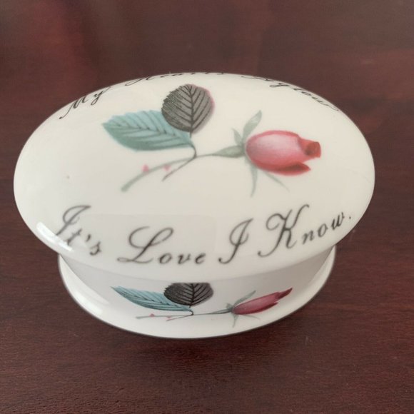 ⬇️Royal Adderley Floral Bone China Trinket Box - Picture 2 of 7